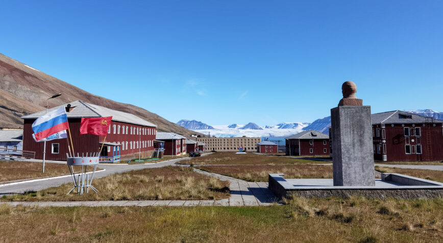 Erfahrungsbericht: Tagestour zur Geisterstadt Pyramiden auf Spitzbergen